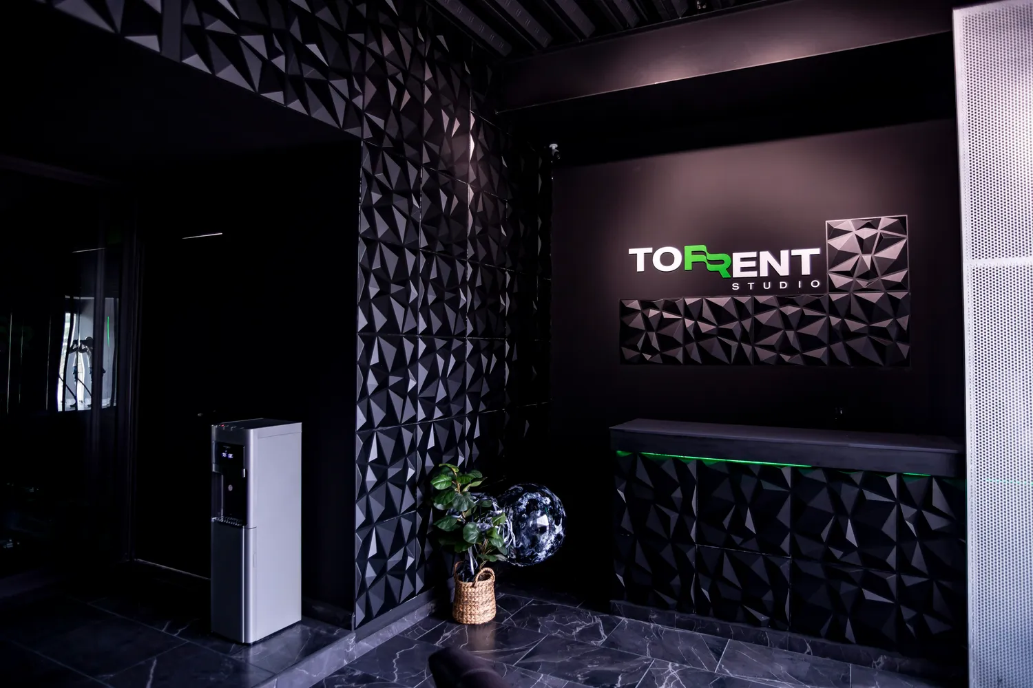 Torrent Studio