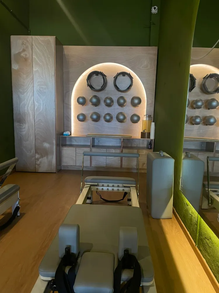 Elevé Pilates Reformer 