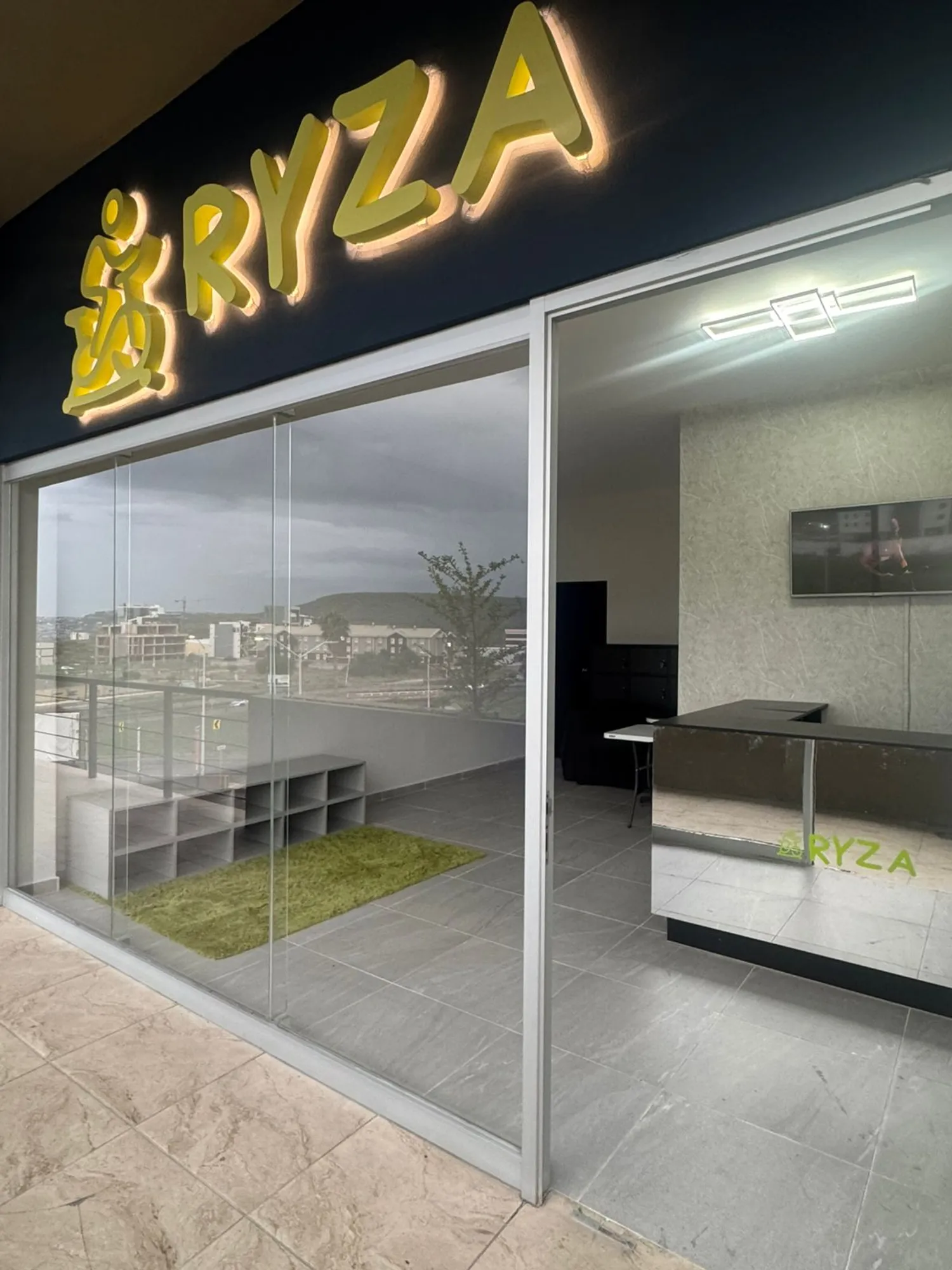 RYZA STUDIO 