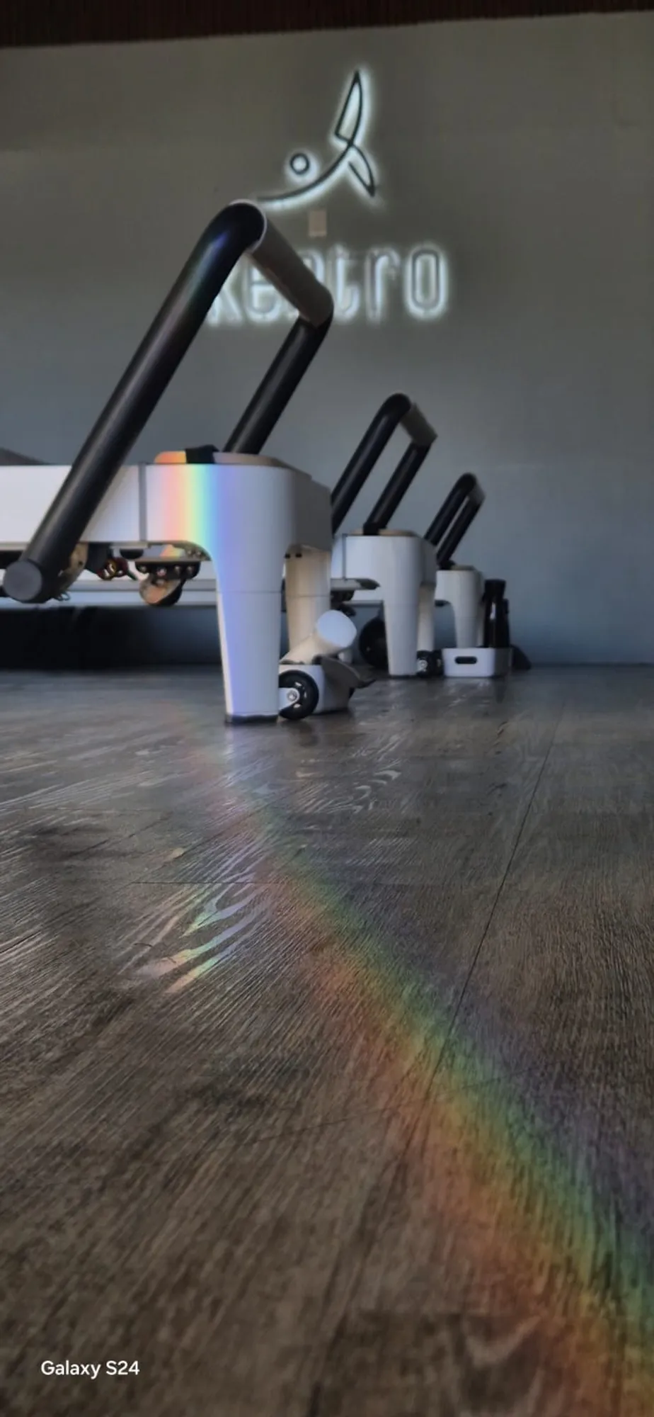 KÉNTRO pilates & strength 